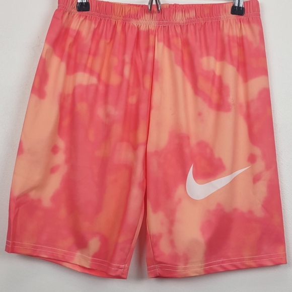 Tie-dye two piece Nike (print)shorts set - Picture 2 of 6